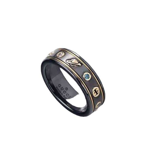 2023 designer new fashion jewelry gujia bee star black and white ceramic fashion trend double character couple ring, Silver
2023 designer new fashion jewelry gujia bee star black and white ceramic fashion trend double character couple ring, Silver