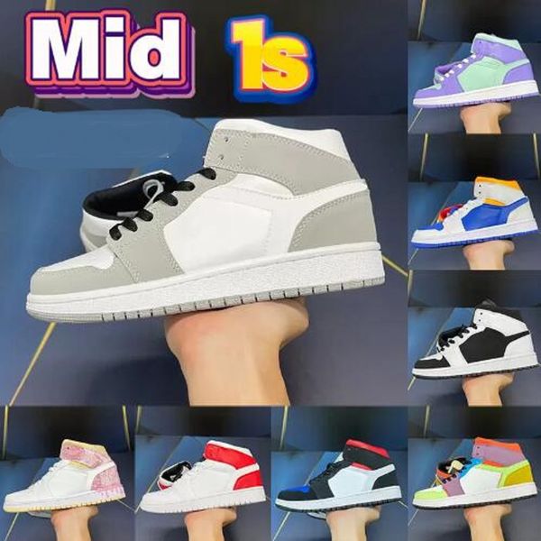 jumpman man woman mens basketball shoes 1 1s mid light smoke grey pine green blue berry pink barely rose purple aqua men womens trainers spo
jumpman man woman mens basketball shoes 1 1s mid light smoke grey pine green blue berry pink barely rose purple aqua men womens trainers spo