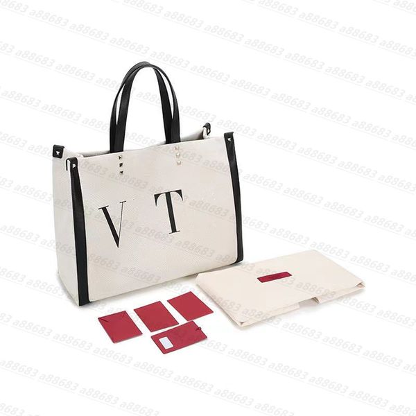luxury designer shoulder bag genuine leather totes cross body men fashion bags women's handbags bag travel nylon classic purse wallets
luxury designer shoulder bag genuine leather totes cross body men fashion bags women's handbags bag travel nylon classic purse wallets