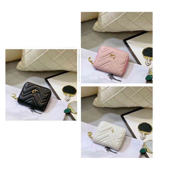 designer leather long g wallet woman mens lovers fashion casual large capacity zipper letter simple and versatile bag handbag women's c, Red;black
designer leather long g wallet woman mens lovers fashion casual large capacity zipper letter simple and versatile bag handbag women's c, Red;black
