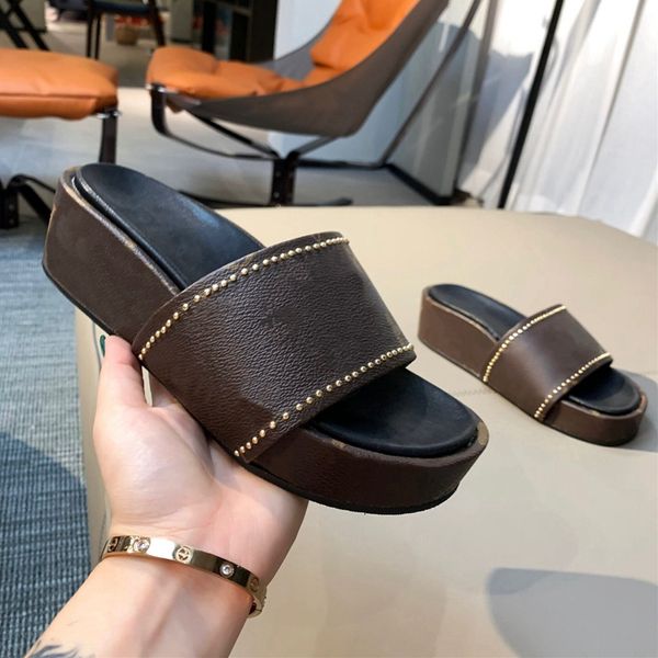 designer womens high heel brown slippers logo flower embroidery platform slide sandal 5cm flatform heel wide-band vamp ridged luxury summer, Black
designer womens high heel brown slippers logo flower embroidery platform slide sandal 5cm flatform heel wide-band vamp ridged luxury summer, Black