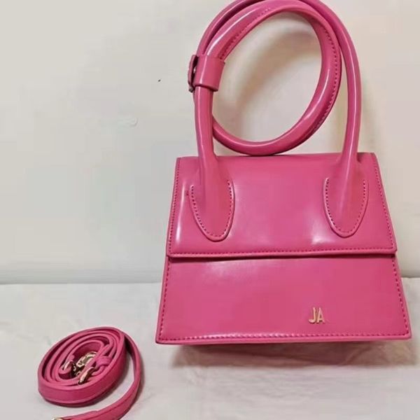2023 women famous brand pu leather shoulder crossbody bags luxury designer small purses mini tote clutch
2023 women famous brand pu leather shoulder crossbody bags luxury designer small purses mini tote clutch