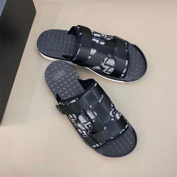 fashion 2020 new men black alpha sandal in oblique jacquard summer men slippers nylon bands comfortable rubber sole scuffs size 38-45
fashion 2020 new men black alpha sandal in oblique jacquard summer men slippers nylon bands comfortable rubber sole scuffs size 38-45