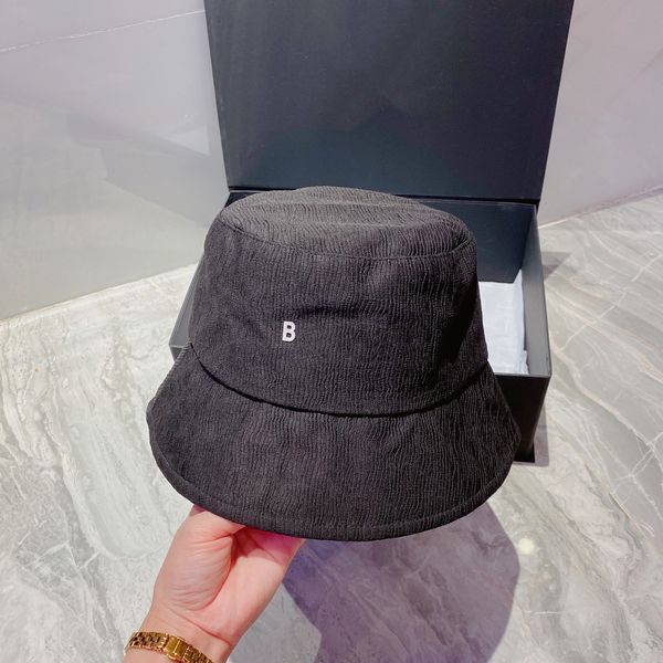 designers bucket hat luxurys sun hats solid color letter cap fashion temperament hundred take trend women caps seaside beach grass golfhat v, Blue;gray
designers bucket hat luxurys sun hats solid color letter cap fashion temperament hundred take trend women caps seaside beach grass golfhat v, Blue;gray