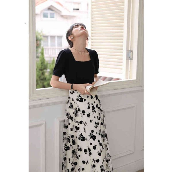 casual dresses temperament fake two-piece dress women's summer 2022 square neck floral french design medium length skirt r9an, Black;gray
casual dresses temperament fake two-piece dress women's summer 2022 square neck floral french design medium length skirt r9an, Black;gray