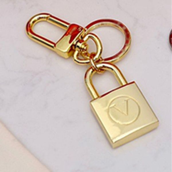 2023 keychains luxury designer lanyards mens metal buckle keychain for men and women car key chain bag charm keyring fashion accessories 11, Silver
2023 keychains luxury designer lanyards mens metal buckle keychain for men and women car key chain bag charm keyring fashion accessories 11, Silver