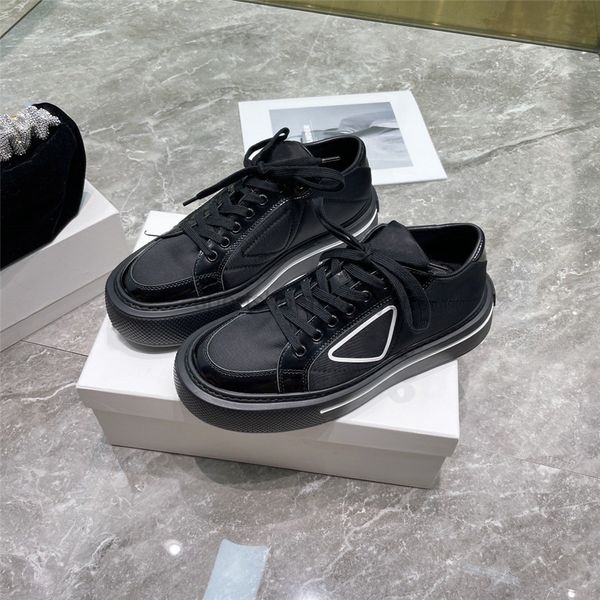 nylon waterproof casual shoes women's black leather splicing lace up shoes new rubber thick soled outdoor sneakers 35-40 cool fashion
nylon waterproof casual shoes women's black leather splicing lace up shoes new rubber thick soled outdoor sneakers 35-40 cool fashion