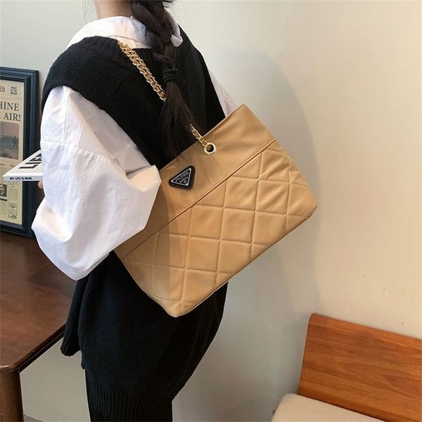 85% off sell at a low pricefashion simple large capacity solid color summer single tote 2ap
85% off sell at a low pricefashion simple large capacity solid color summer single tote 2ap