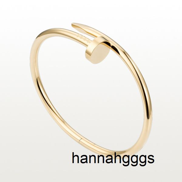 fashion european and american chain personality hip hop sweet bracelet street shooting accessories cool men's and women's bracelet, Golden;silver
fashion european and american chain personality hip hop sweet bracelet street shooting accessories cool men's and women's bracelet, Golden;silver