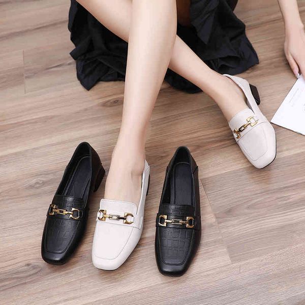 dress shoes leather and cow leather single shoes women's low heel thick heels spring autumn large 43 square head soft sole s62g, Black
dress shoes leather and cow leather single shoes women's low heel thick heels spring autumn large 43 square head soft sole s62g, Black
