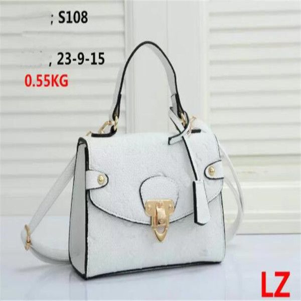 2022 classic womens shoulder bags fashion large capacity women handbag leather chain bag crossbody and handbags 23cm
2022 classic womens shoulder bags fashion large capacity women handbag leather chain bag crossbody and handbags 23cm