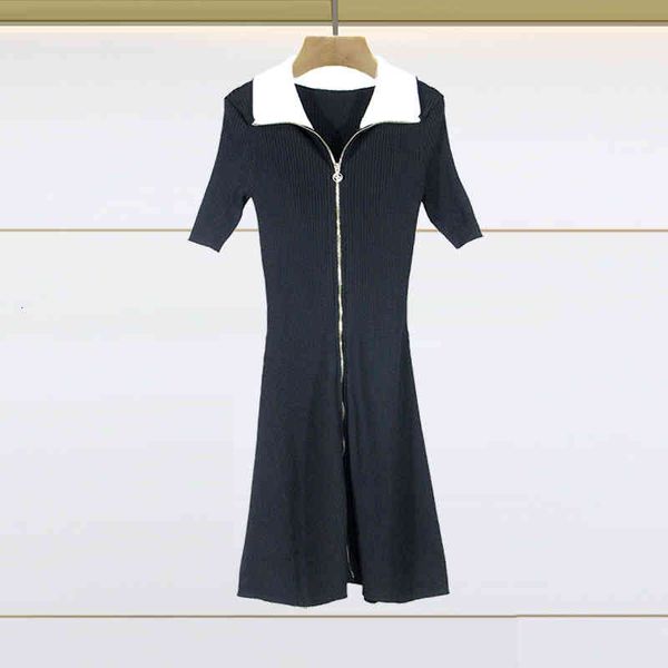 casual dresses fadan family early autumn women's wear black and white color matching zipper collar knitted dress, Black;gray
casual dresses fadan family early autumn women's wear black and white color matching zipper collar knitted dress, Black;gray