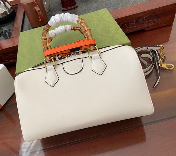 designer duffel handbag women luxury travel bag fashion double letter men single shoulder bag bamboo cross body pillow bags
designer duffel handbag women luxury travel bag fashion double letter men single shoulder bag bamboo cross body pillow bags