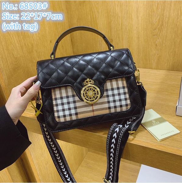 wholesale ladies leather shoulder bags sweet little fresh car stitching plaid handbag elegant joker black three-layer fashion handbags simpl
wholesale ladies leather shoulder bags sweet little fresh car stitching plaid handbag elegant joker black three-layer fashion handbags simpl