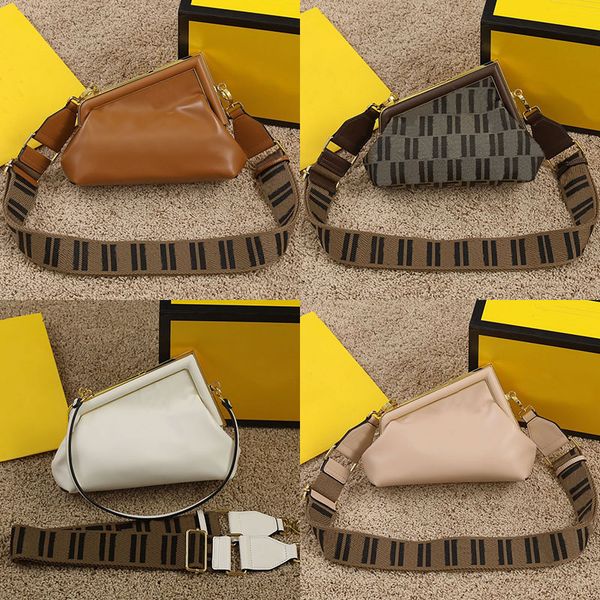 women crossbody bag shoulder bags metal chain handbag purse real leather lady soft leathers python skin removable straps 
women crossbody bag shoulder bags metal chain handbag purse real leather lady soft leathers python skin removable straps