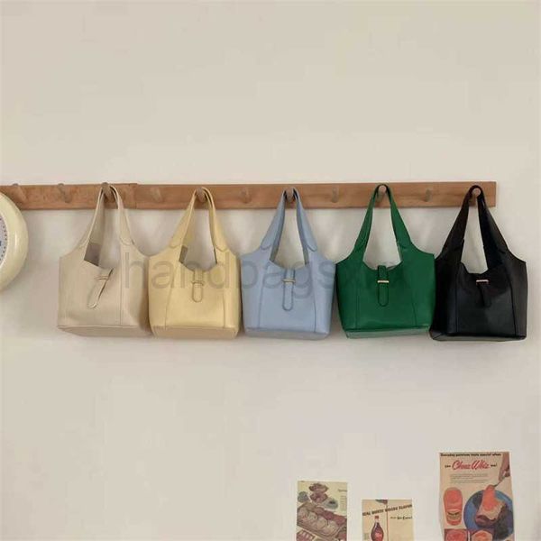 hbp heat leather goods portable messenger bag bucket small korean version simple leisure women's
hbp heat leather goods portable messenger bag bucket small korean version simple leisure women's