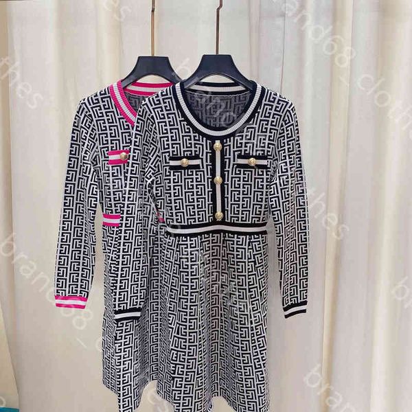 fall designer women knit sweater dresses womens long sleeve knit dress casual clothes brand logo casual female apparel, White;black
fall designer women knit sweater dresses womens long sleeve knit dress casual clothes brand logo casual female apparel, White;black