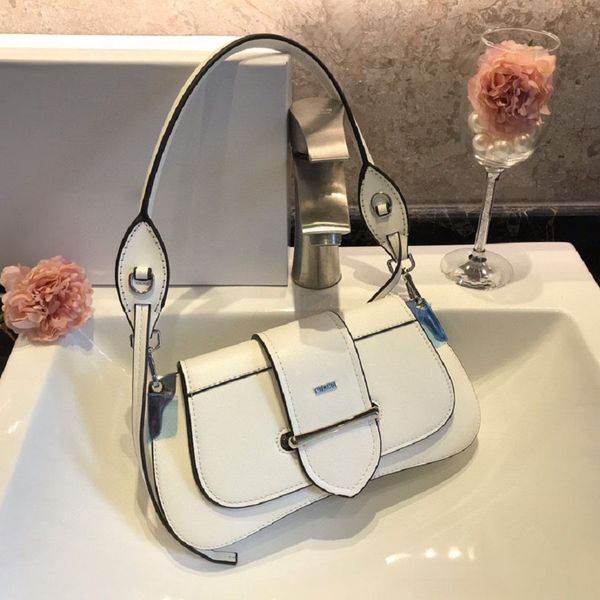 luxury suede bags women cross body designers handbag shoulder classic genuine leather heart style gold chain tote messenger handbags by fenh
luxury suede bags women cross body designers handbag shoulder classic genuine leather heart style gold chain tote messenger handbags by fenh
