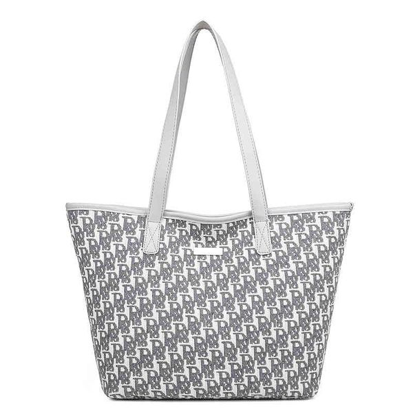 fashion korean version large capacity mother bag new simple and atmospheric single shoulder bag elegant fashion messenger bag
fashion korean version large capacity mother bag new simple and atmospheric single shoulder bag elegant fashion messenger bag