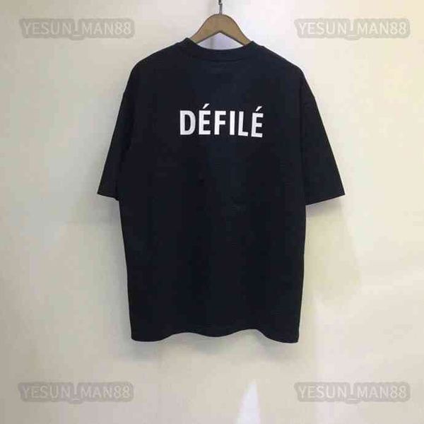designer luxury spring summer balencaigas classic letter defil printed t shirt fashion mens and womens couple loose short sleeve tee, White;black
designer luxury spring summer balencaigas classic letter defil printed t shirt fashion mens and womens couple loose short sleeve tee, White;black