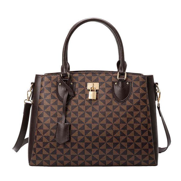 evening bags new large capacity women handbag fashion brand design women's pu leather shoulder messenger travel 220802
evening bags new large capacity women handbag fashion brand design women's pu leather shoulder messenger travel 220802