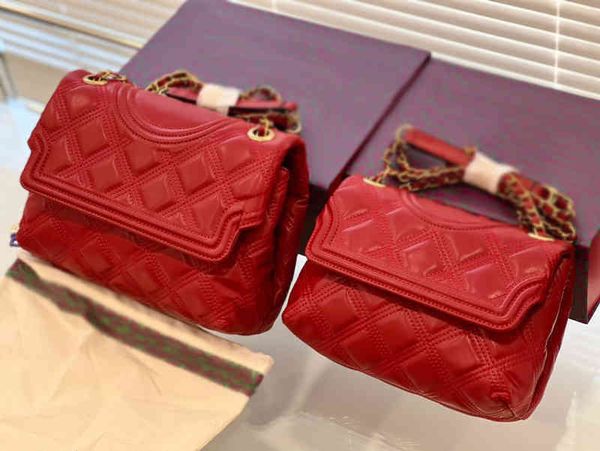 evening bags shoulder bags women designer handbags totes classic logo design crossbody bags fashion messenger vintage bag purses 220705
evening bags shoulder bags women designer handbags totes classic logo design crossbody bags fashion messenger vintage bag purses 220705
