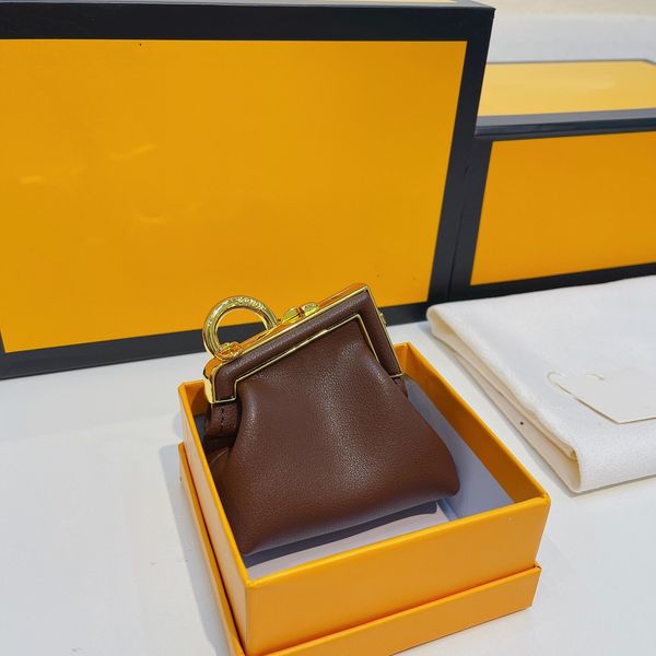 small cloud bag shoulder bag women mini designer bags crossbody handbag womens chain handbags fashion classic letter coin purse
small cloud bag shoulder bag women mini designer bags crossbody handbag womens chain handbags fashion classic letter coin purse