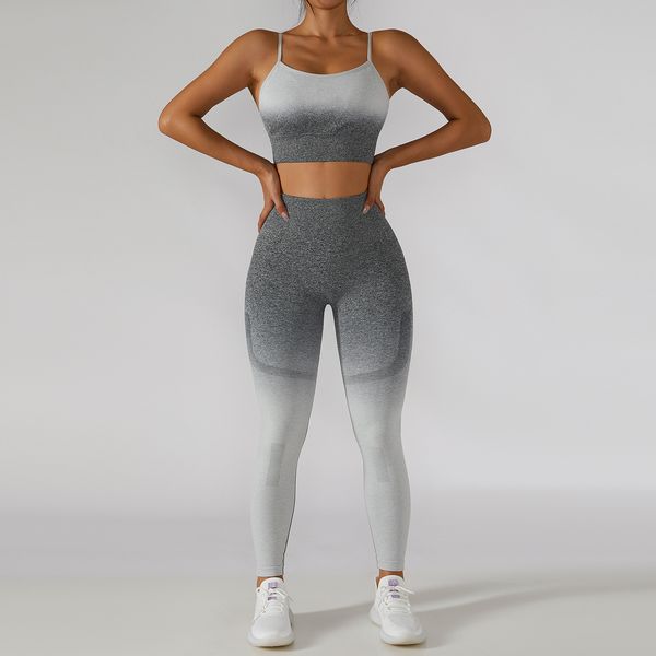 seamless yoga suit outdoor running breathable sports sets fitness suit female gradient color sports suits
seamless yoga suit outdoor running breathable sports sets fitness suit female gradient color sports suits