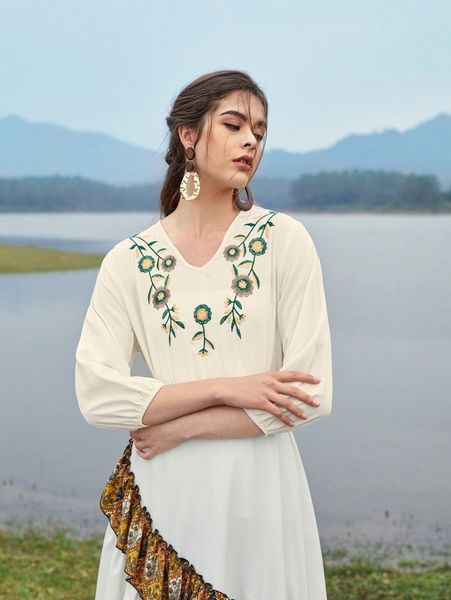 v-neck floral embroidered i8bd#, White
v-neck floral embroidered i8bd#, White