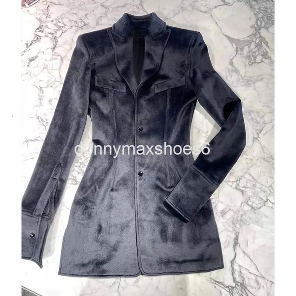 women's suits & blazers minority waist closed velvet suit coat 21 autumn and winter elegant temperament slim single breasted, White;black
women's suits & blazers minority waist closed velvet suit coat 21 autumn and winter elegant temperament slim single breasted, White;black