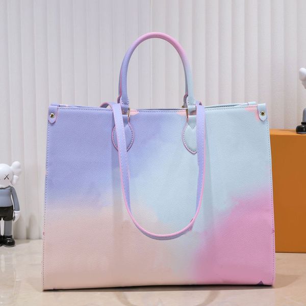 gradient bag medium tote handbag shopping bags crossbody handbags long leather shoulder strap print canvas pocket high-capacity emboss fashi
gradient bag medium tote handbag shopping bags crossbody handbags long leather shoulder strap print canvas pocket high-capacity emboss fashi