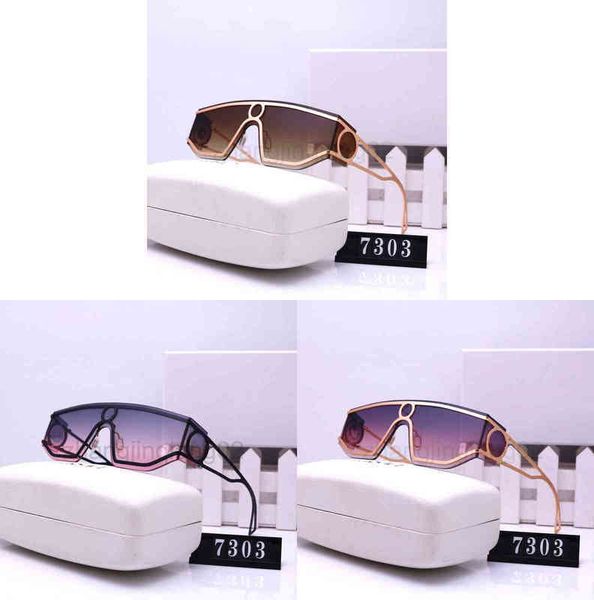 designer medussa sunglasses cycle luxurious fashion woman mens gg cc sunglasses 2022 women's street travel polarizing glasses with coun, White;black
designer medussa sunglasses cycle luxurious fashion woman mens gg cc sunglasses 2022 women's street travel polarizing glasses with coun, White;black