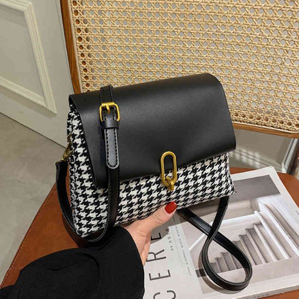 purses lattice small bag women's new fashion texture leisure small square bag foreign trend diagonal cross bag
purses lattice small bag women's new fashion texture leisure small square bag foreign trend diagonal cross bag