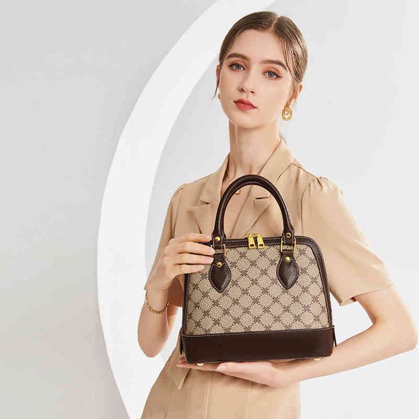 women 2022 new women's shell temperament single shoulder bag2022 trendy fashion design ladies sachet
women 2022 new women's shell temperament single shoulder bag2022 trendy fashion design ladies sachet