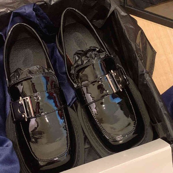 dress shoes muffin thick soled loafers women's autumn british style small leather shoes metal buckle heel, Black
dress shoes muffin thick soled loafers women's autumn british style small leather shoes metal buckle heel, Black