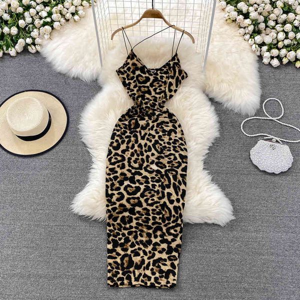 casual dresses summer celebrity temperament nightclub low chest v-neck suspender skirt force tight and thin hip wrap dress 5oe6, Black;gray
casual dresses summer celebrity temperament nightclub low chest v-neck suspender skirt force tight and thin hip wrap dress 5oe6, Black;gray