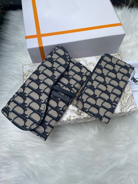 fashion women's handbags new wallet europe and the united states d brand small short 30% off student korean version zero women card for, Red;black
fashion women's handbags new wallet europe and the united states d brand small short 30% off student korean version zero women card for, Red;black