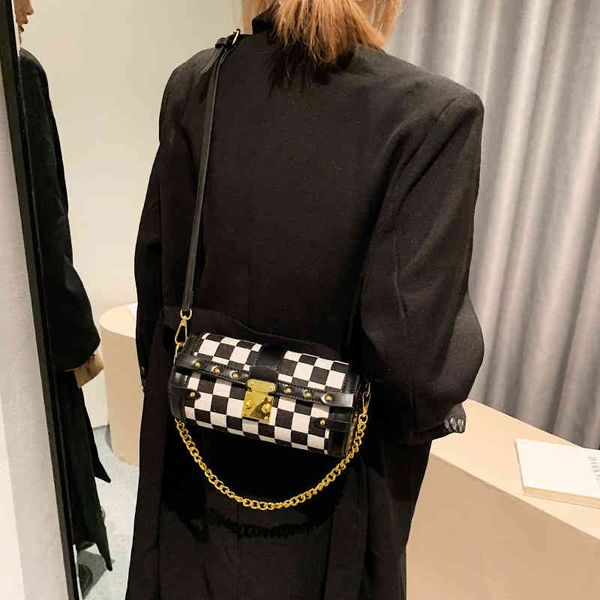 new fashion trend luxury brand designer bag wholesale temperament portable small female texture net red chain cylinder lattice shoulder
new fashion trend luxury brand designer bag wholesale temperament portable small female texture net red chain cylinder lattice shoulder