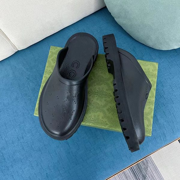 2022 new couple perforated designer slipper luxury platform sandals hollow pattern light slippers transparent materials sandal rubber flats, Black
2022 new couple perforated designer slipper luxury platform sandals hollow pattern light slippers transparent materials sandal rubber flats, Black