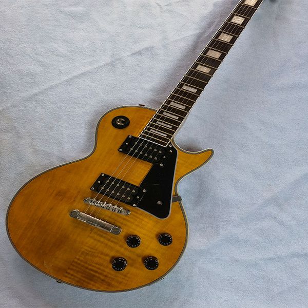 fashionable six string electric guitar good feel good sound quality suitable for both boys and girls beginners
fashionable six string electric guitar good feel good sound quality suitable for both boys and girls beginners