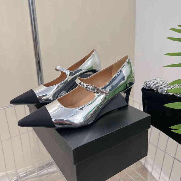 dress shoes pointed slope single shoes women's summer high heels shallow mouth professional commuting versatile, Black
dress shoes pointed slope single shoes women's summer high heels shallow mouth professional commuting versatile, Black