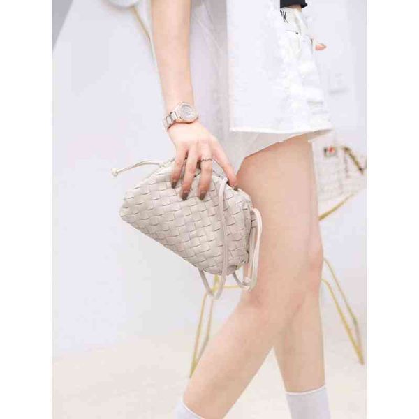 venetas handbags designer bottegas cloud dumpling woven soft hand armpit mini women's bag messenger fold shoulder crossbody 7sfy 5hwx
venetas handbags designer bottegas cloud dumpling woven soft hand armpit mini women's bag messenger fold shoulder crossbody 7sfy 5hwx