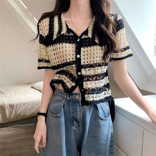 6201 2022 runway summer brand same style sweater pullover t shirt lapel neck short sleeve women's sweaters wante, White;black
6201 2022 runway summer brand same style sweater pullover t shirt lapel neck short sleeve women's sweaters wante, White;black