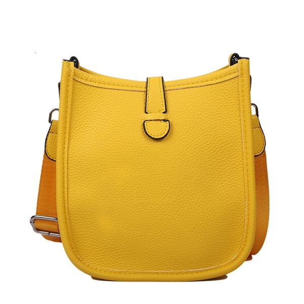 wholesale designer bag luxury handbags with adjustable straps pu square tote bags fashion crossbody hollow out handbag over the shoulder bag
wholesale designer bag luxury handbags with adjustable straps pu square tote bags fashion crossbody hollow out handbag over the shoulder bag