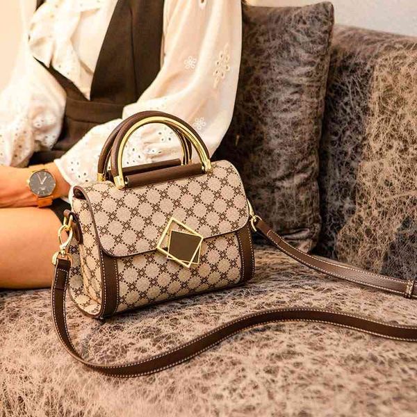 women's 2022 new style single shoulder portable small bag2022 trendy fashion design ladies sachet
women's 2022 new style single shoulder portable small bag2022 trendy fashion design ladies sachet