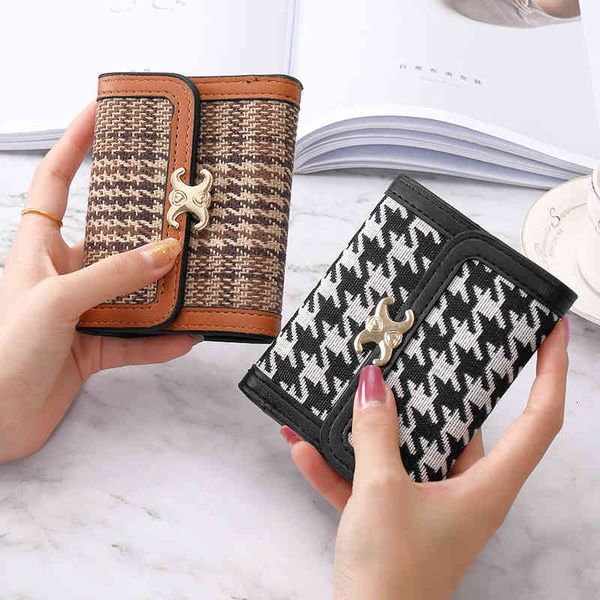handbags bags wallets wallet women's short 30% off thousand bird lattice korean version fashion simple multi-functional anti degaussing, Red;black
handbags bags wallets wallet women's short 30% off thousand bird lattice korean version fashion simple multi-functional anti degaussing, Red;black