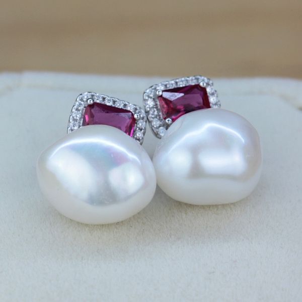 women gift 925 sterling silver natural special-shaped 11-12mm white pearl stud earrings
women gift 925 sterling silver natural special-shaped 11-12mm white pearl stud earrings