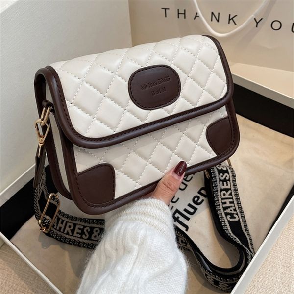 high sense small women's new fashion autumn and winter broadband messenger foreign style lingge square purses outlet online
high sense small women's new fashion autumn and winter broadband messenger foreign style lingge square purses outlet online
