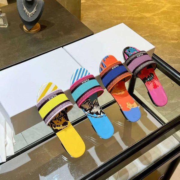 with box 2022 paris dies sandals summer women dways slide slippers cornflower blue toile de jouy embroidered cotton sandals outdoor designer, Black
with box 2022 paris dies sandals summer women dways slide slippers cornflower blue toile de jouy embroidered cotton sandals outdoor designer, Black