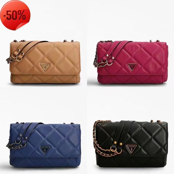luxury designergs home women's 2022 new style fashion chain shoulder solid color lingge messenger bag
luxury designergs home women's 2022 new style fashion chain shoulder solid color lingge messenger bag